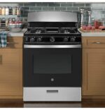 GE 30″ Free-Standing Gas Range JGBS30RETSS - Image 3