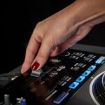 Pioneer DJ DDJ-REV7 DJ Controller - Image 16