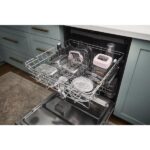 Whirlpool 24-inch Top Control Quiet Dishwasher with 3rd Rack Stainless Steel - Image 4