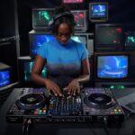Pioneer DJ DDJ-FLX10 4-Channel DJ Controller - Image 11