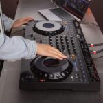 Pioneer DJ AlphaTheta DDJ-GRV6 4-channel performance DJ controller - Image 8